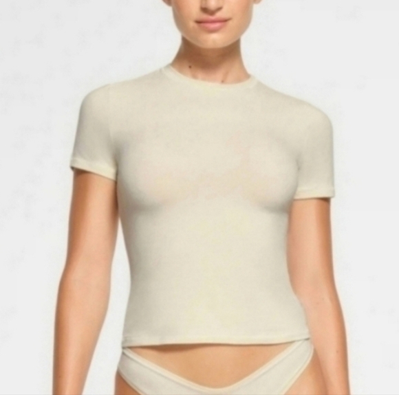 SKIMS COTTON JERSEY T SHIRT TOP Bone XSmall NWT - Picture 1 of 5
